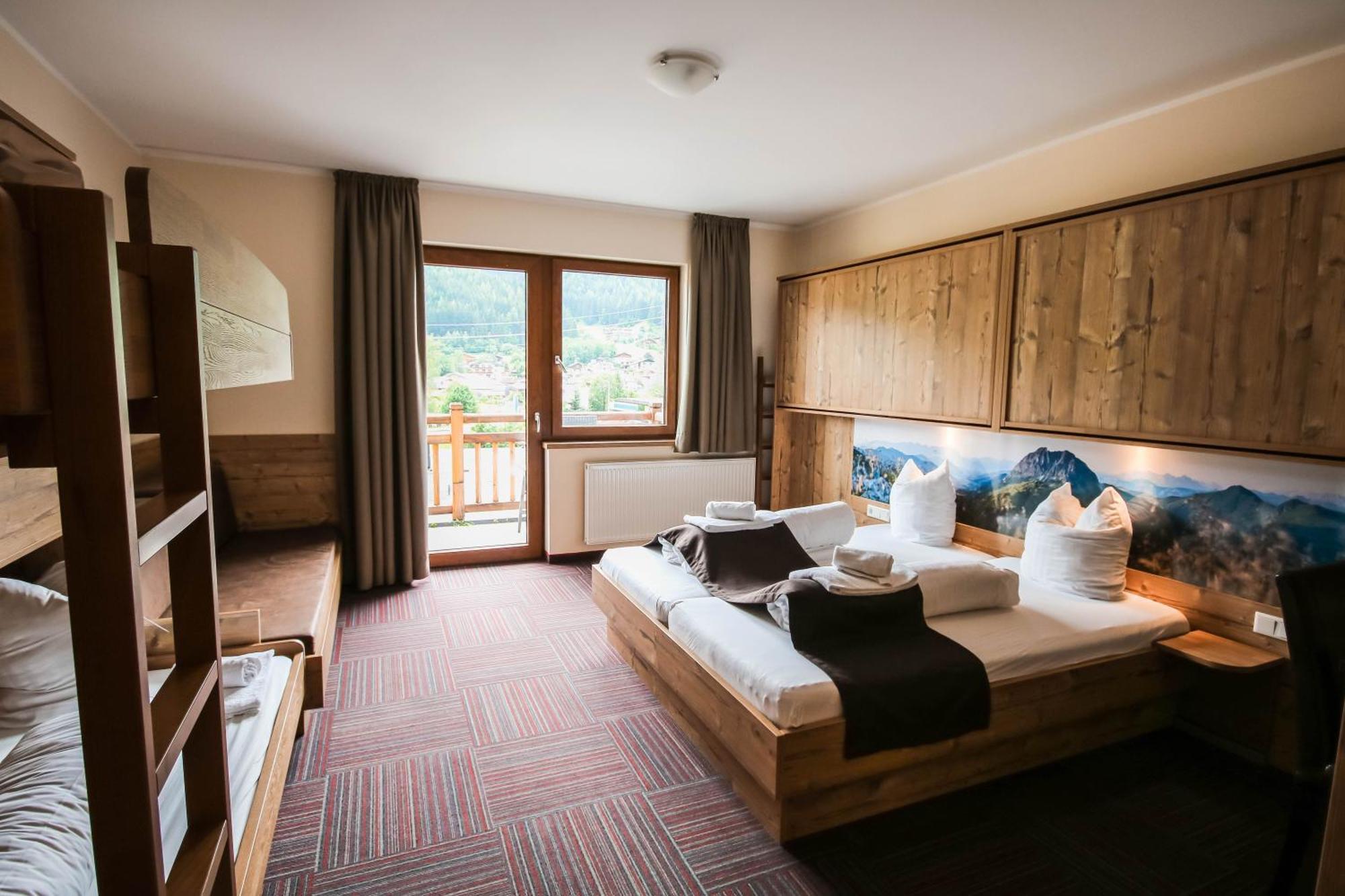 Hotel Der Wolkensteinbaer Bramberg am Wildkogel Exterior photo